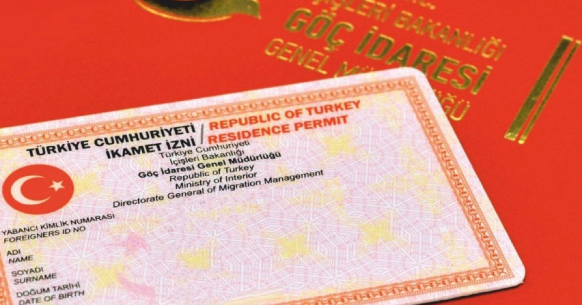 Türkiye'de Oturma İzni Başvurusu 2026: Belgeler ve Harçlar
